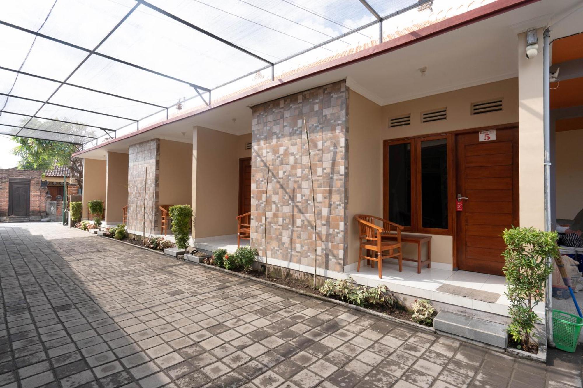 Reddoorz Near Buleleng Harbour 2 Hotel Singaraja  Ngoại thất bức ảnh